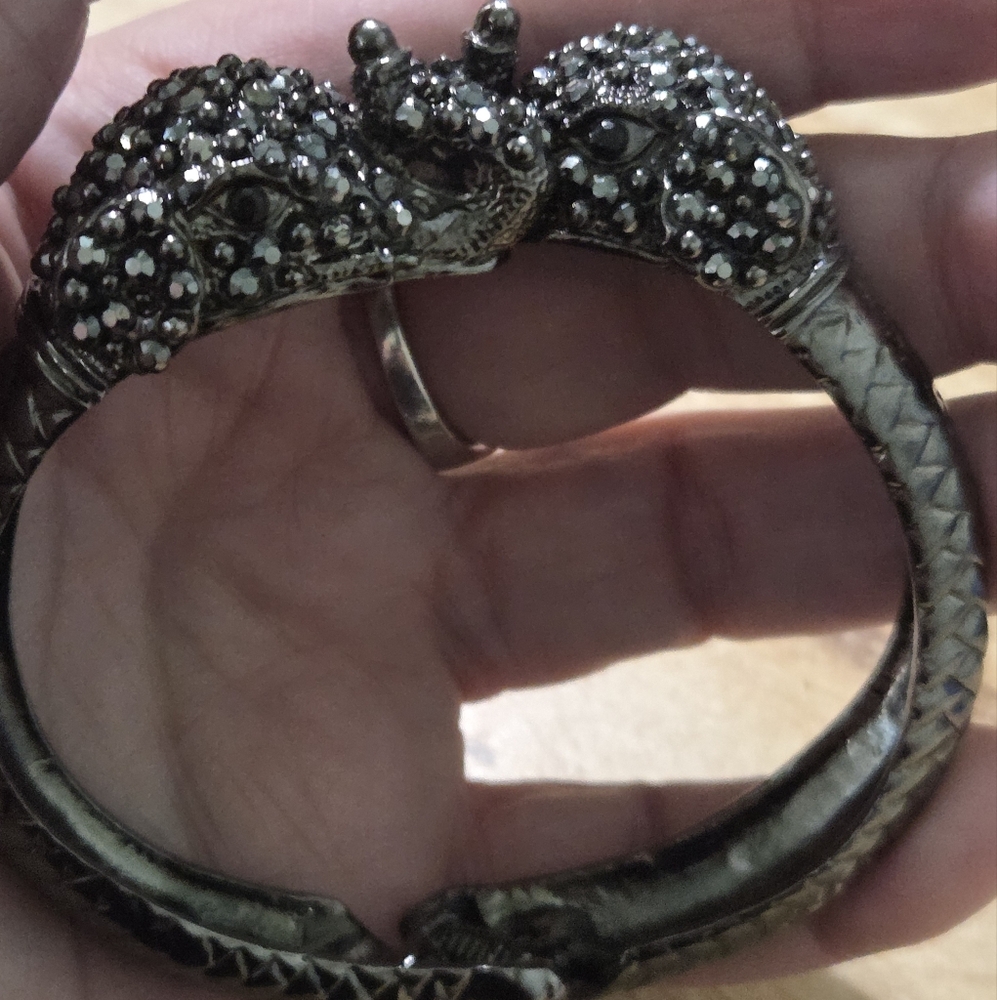 Elegant Black Elephant Bracelet
